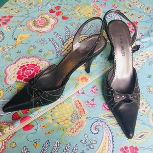 Nine West black high heels size 10B
